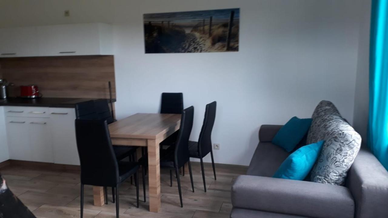 Apartamenty Bursztynowe Debki Luaran gambar