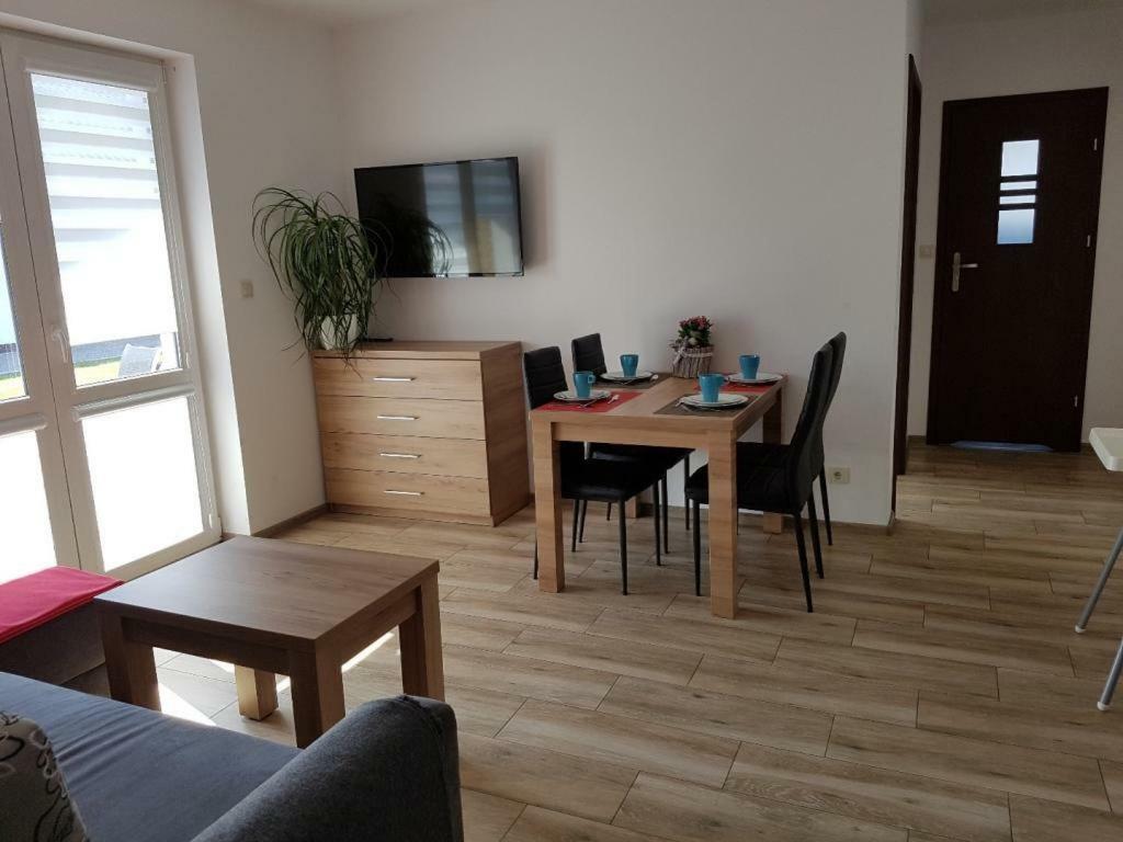 Apartamenty Bursztynowe Debki Luaran gambar