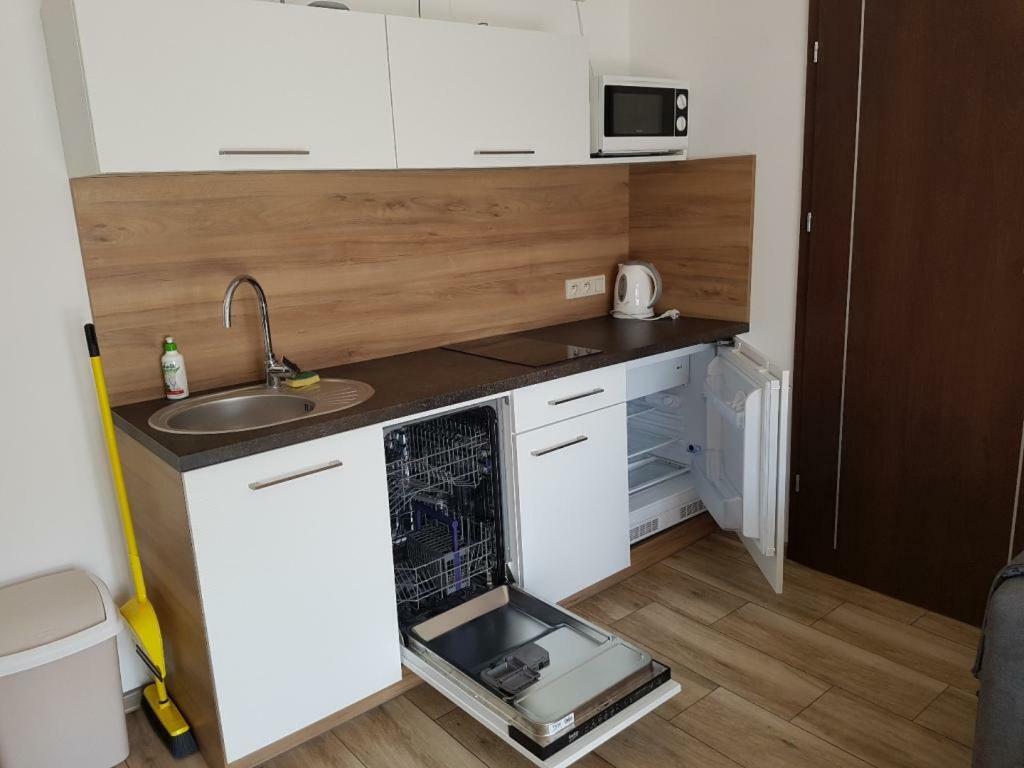 Apartamenty Bursztynowe Debki Luaran gambar