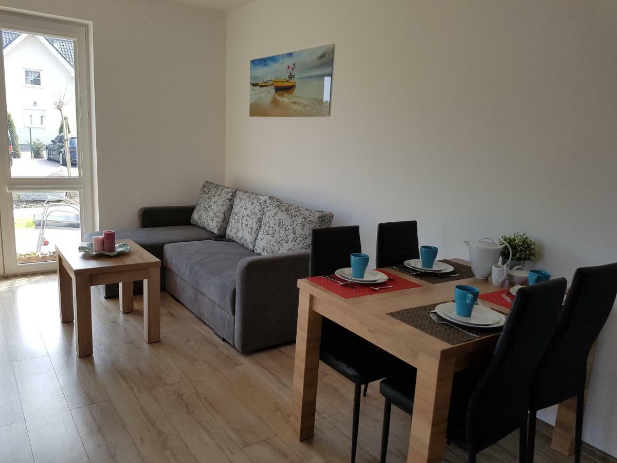 Apartamenty Bursztynowe Debki Luaran gambar